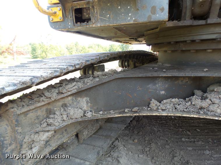 image for item DB1438 2005 Volvo EC240BLC excavator