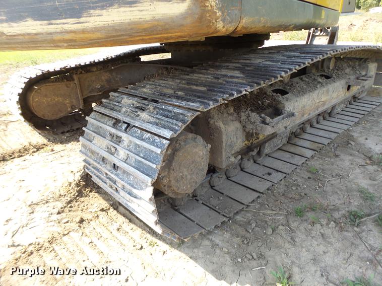 image for item DB1438 2005 Volvo EC240BLC excavator