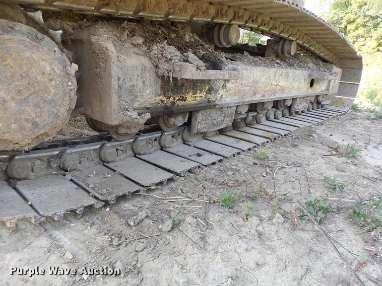 image for item DB1438 2005 Volvo EC240BLC excavator