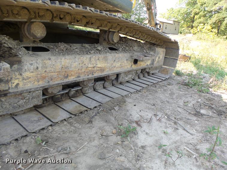 image for item DB1438 2005 Volvo EC240BLC excavator