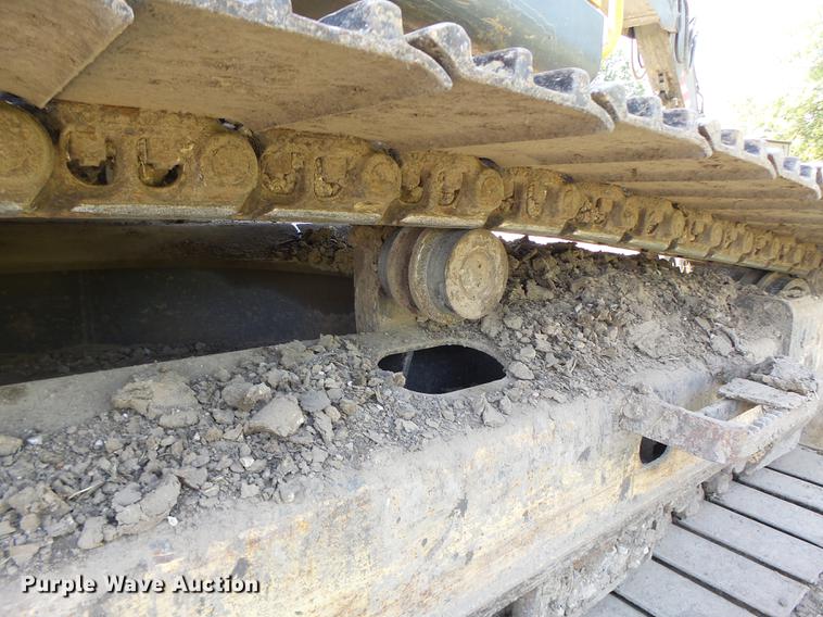 image for item DB1438 2005 Volvo EC240BLC excavator