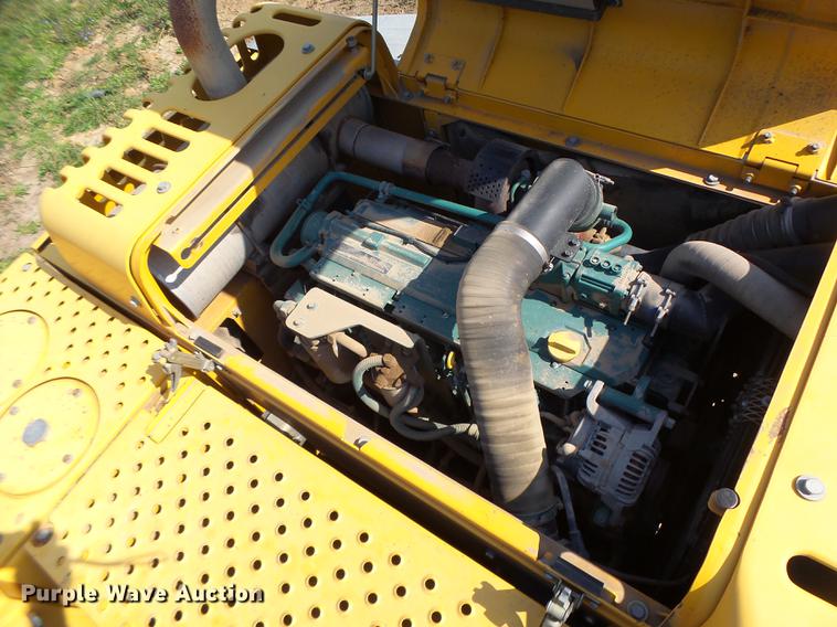 image for item DB1438 2005 Volvo EC240BLC excavator