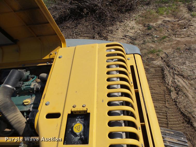 image for item DB1438 2005 Volvo EC240BLC excavator