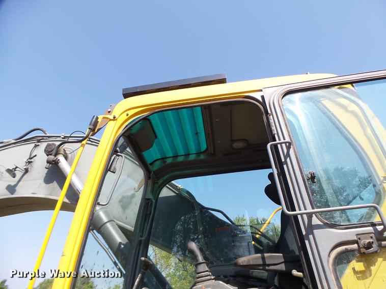 image for item DB1438 2005 Volvo EC240BLC excavator