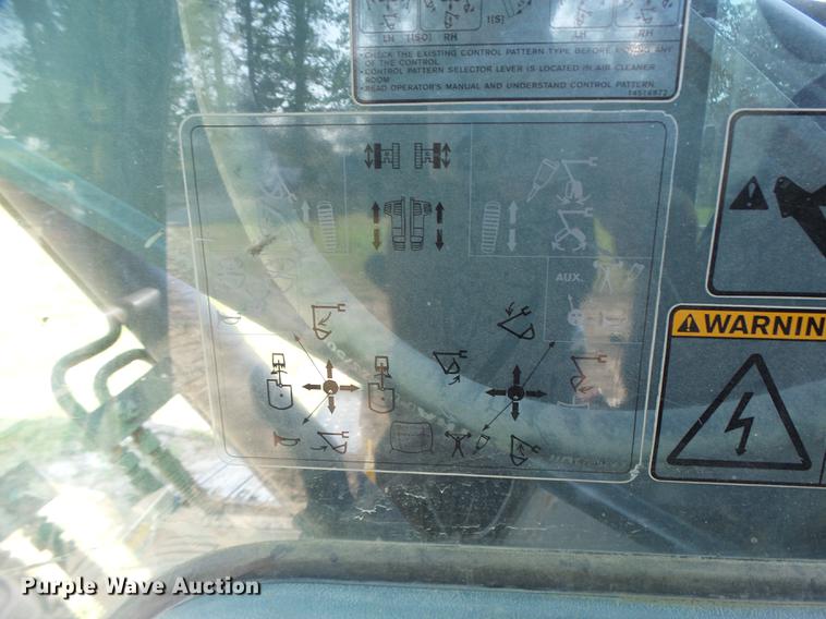 image for item DB1438 2005 Volvo EC240BLC excavator