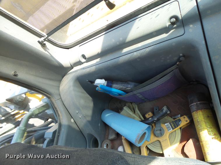 image for item DB1438 2005 Volvo EC240BLC excavator