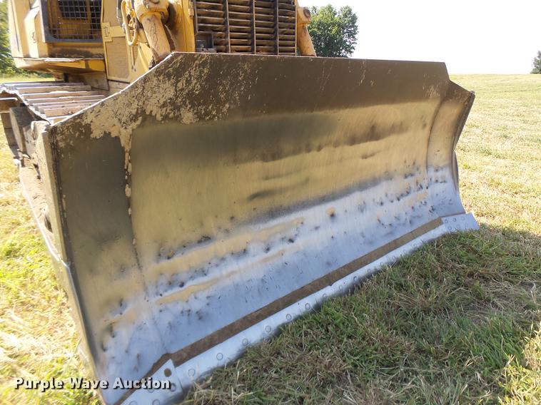 image for item DB1439 1997 John Deere 850C dozer