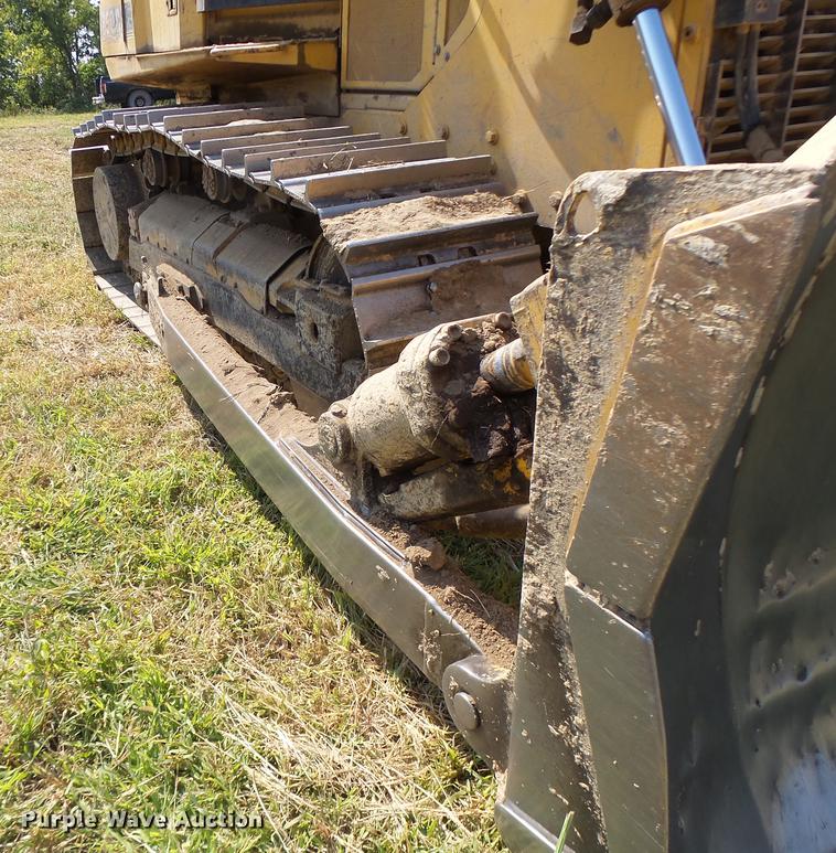 image for item DB1439 1997 John Deere 850C dozer