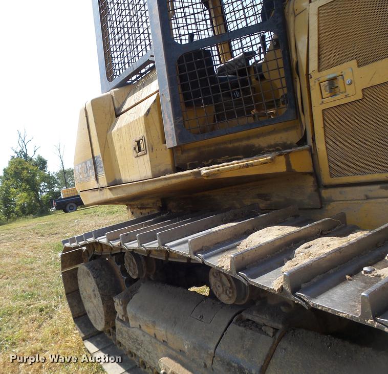 image for item DB1439 1997 John Deere 850C dozer