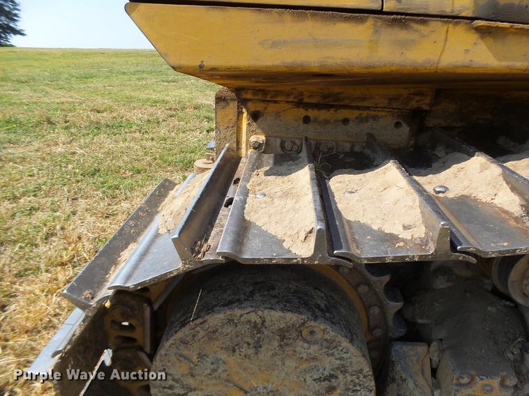 image for item DB1439 1997 John Deere 850C dozer