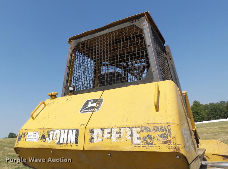 image for item DB1439 1997 John Deere 850C dozer