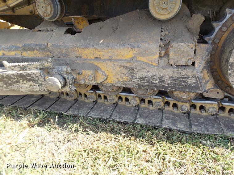 image for item DB1439 1997 John Deere 850C dozer