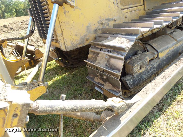 image for item DB1439 1997 John Deere 850C dozer