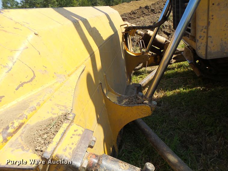 image for item DB1439 1997 John Deere 850C dozer