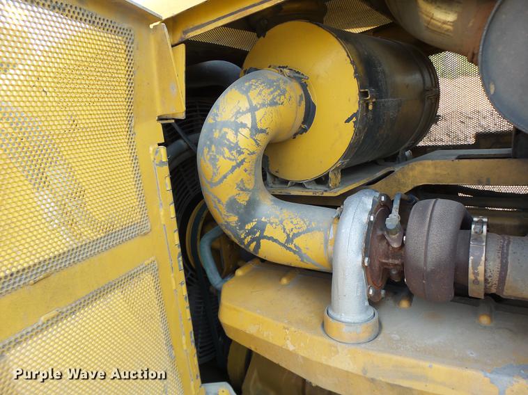 image for item DB1439 1997 John Deere 850C dozer