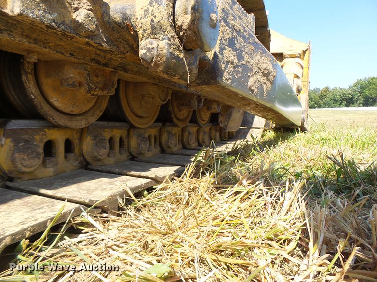 image for item DB1439 1997 John Deere 850C dozer