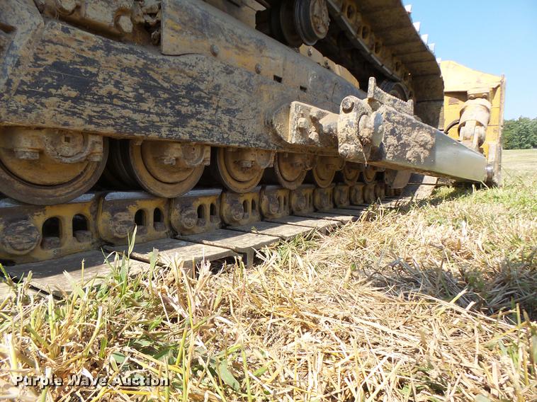 image for item DB1439 1997 John Deere 850C dozer