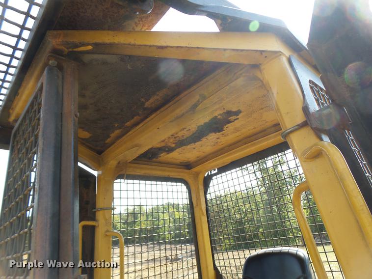 image for item DB1439 1997 John Deere 850C dozer