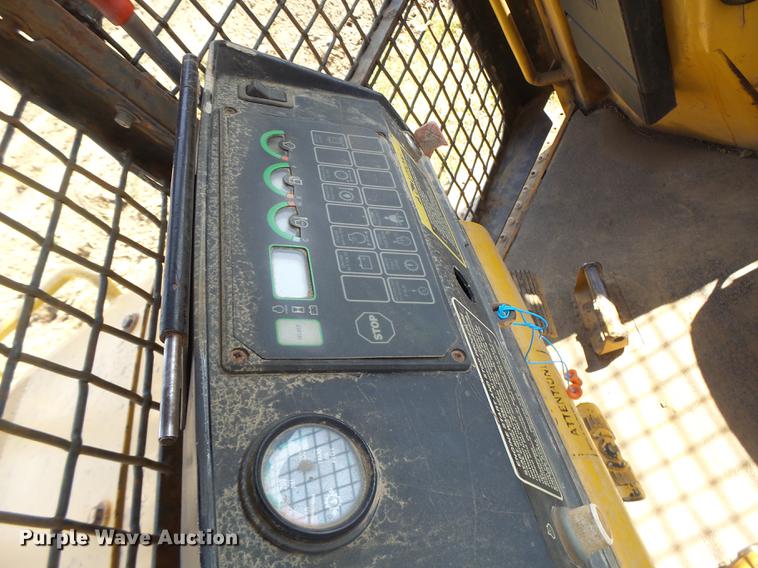 image for item DB1439 1997 John Deere 850C dozer