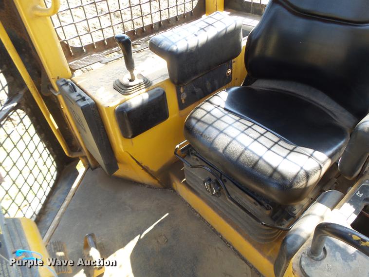 image for item DB1439 1997 John Deere 850C dozer