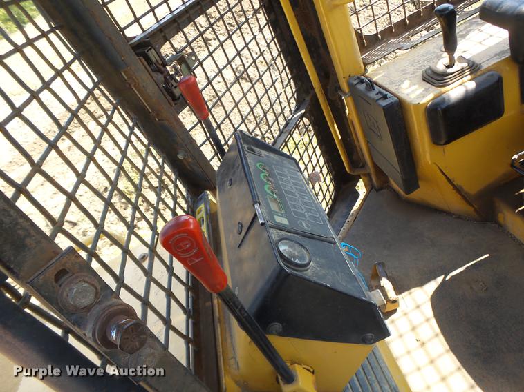 image for item DB1439 1997 John Deere 850C dozer