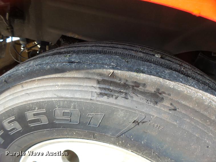 image for item DB1443 2000 Western Star 4964F tank truck