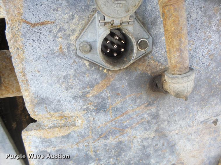 image for item DB1443 2000 Western Star 4964F tank truck