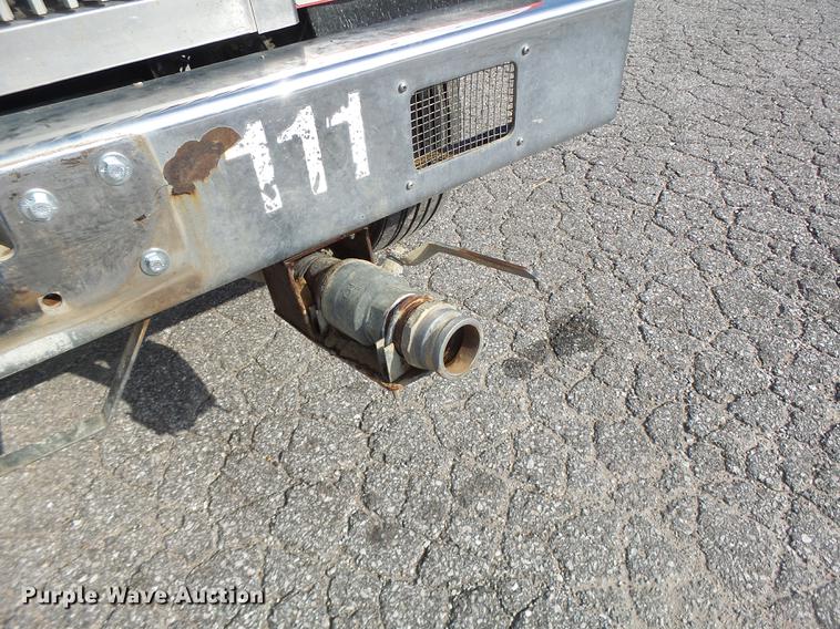 image for item DB1443 2000 Western Star 4964F tank truck