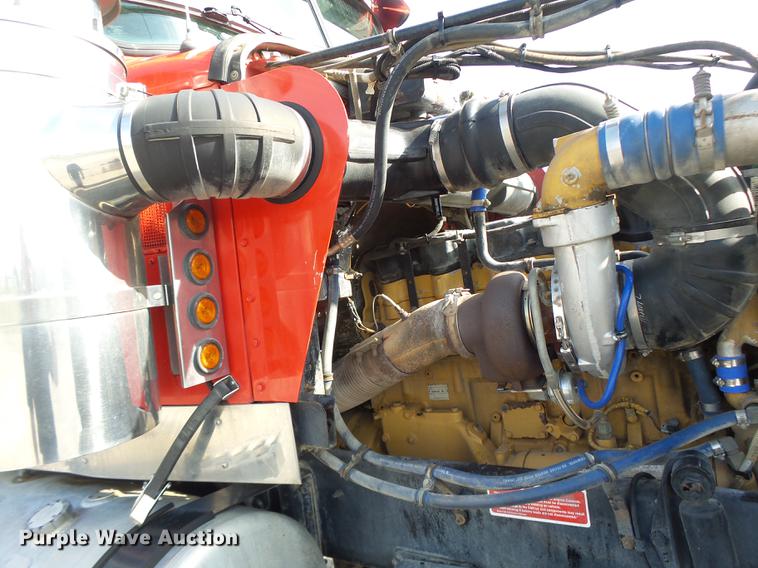 image for item DB1443 2000 Western Star 4964F tank truck