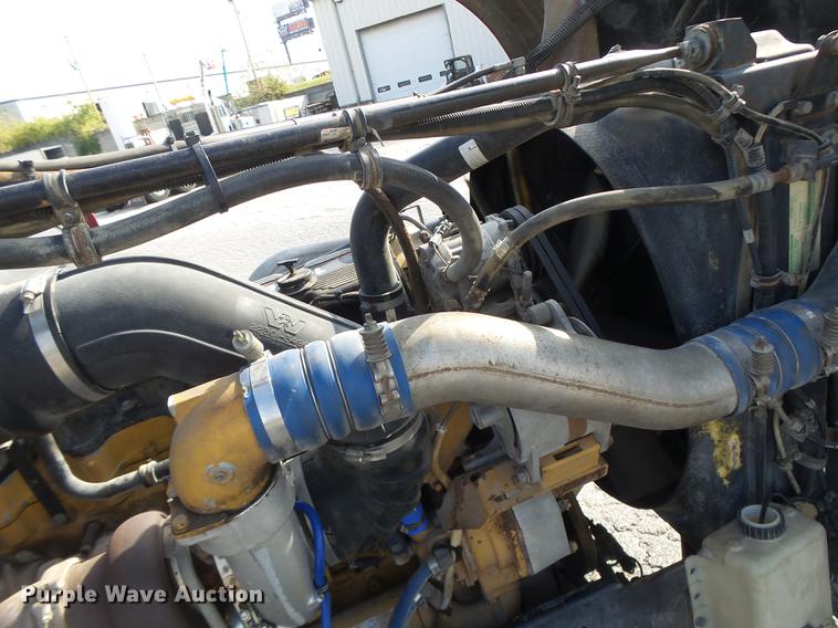 image for item DB1443 2000 Western Star 4964F tank truck