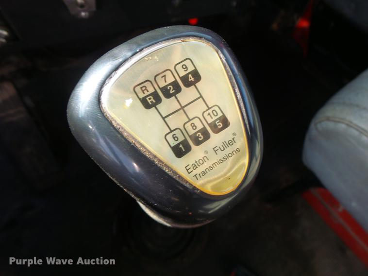 image for item DB1443 2000 Western Star 4964F tank truck