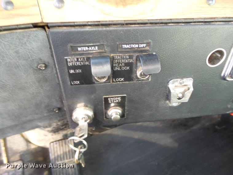 image for item DB1443 2000 Western Star 4964F tank truck