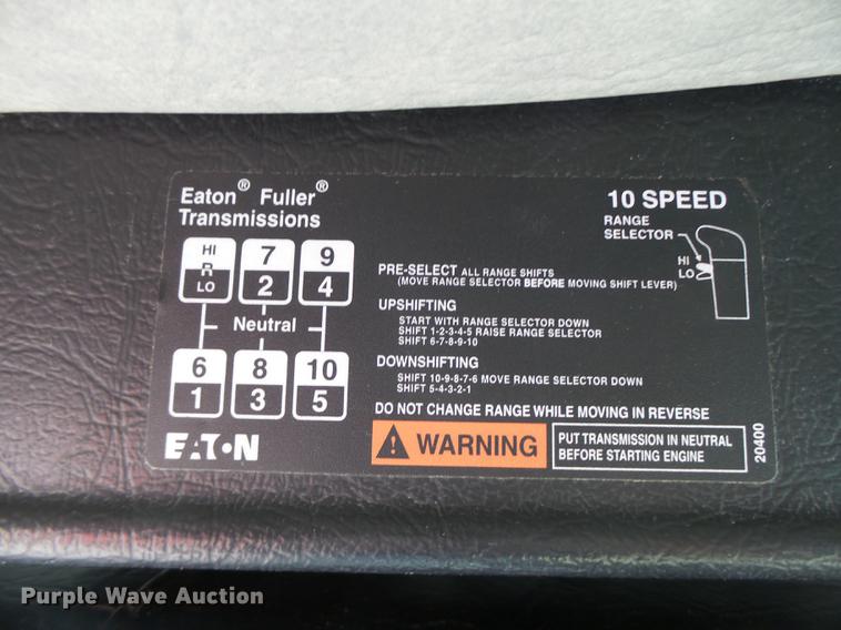 image for item DB1443 2000 Western Star 4964F tank truck