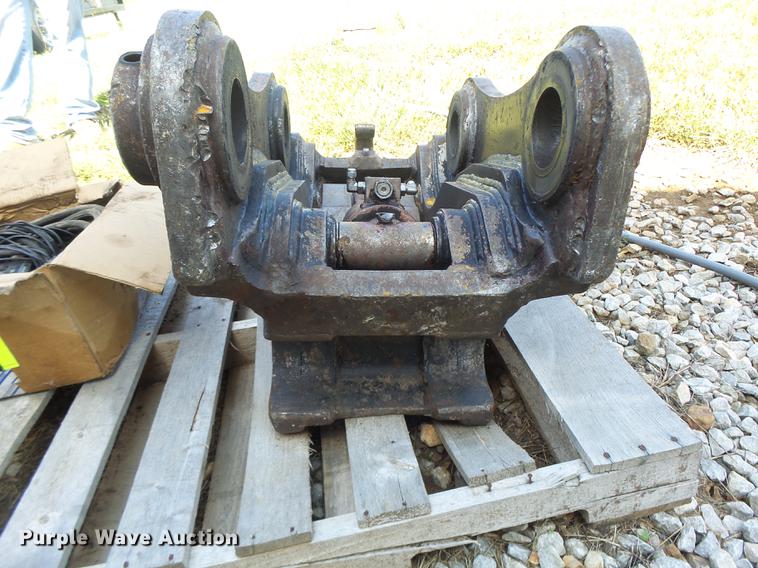 image for item DB1456 Excavator quick coupler bracket