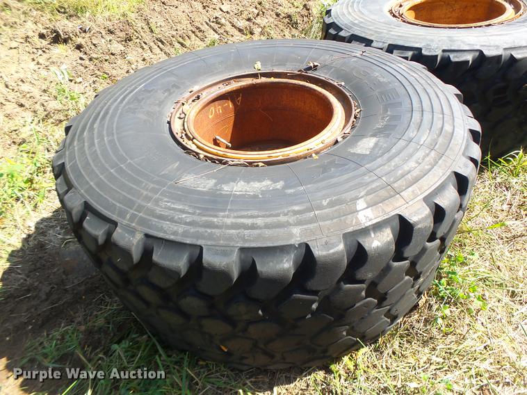 image for item DB1457 (6) 24R21 tires