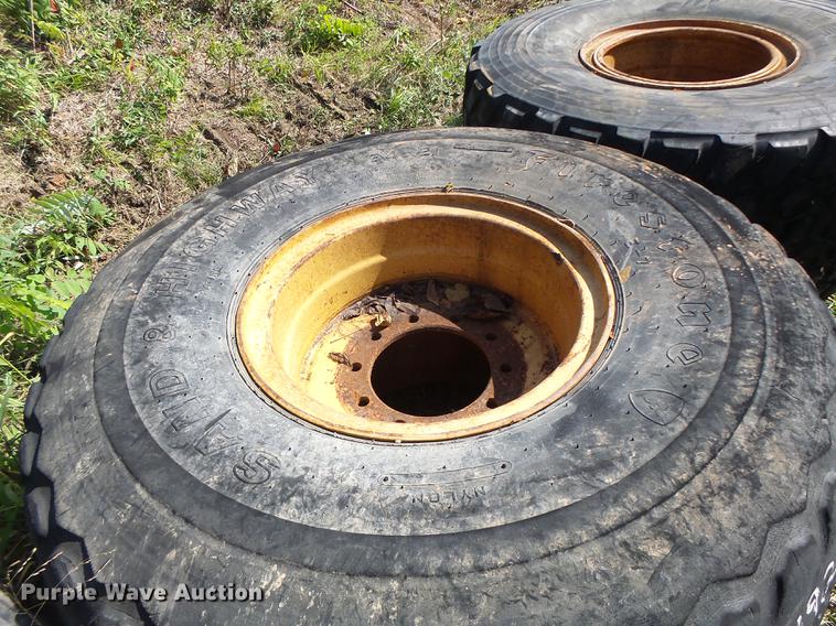 image for item DB1457 (6) 24R21 tires