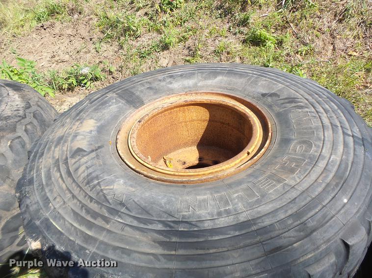 image for item DB1457 (6) 24R21 tires