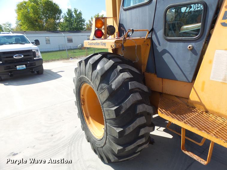 image for item DB1469 1998 Case 586E forklift