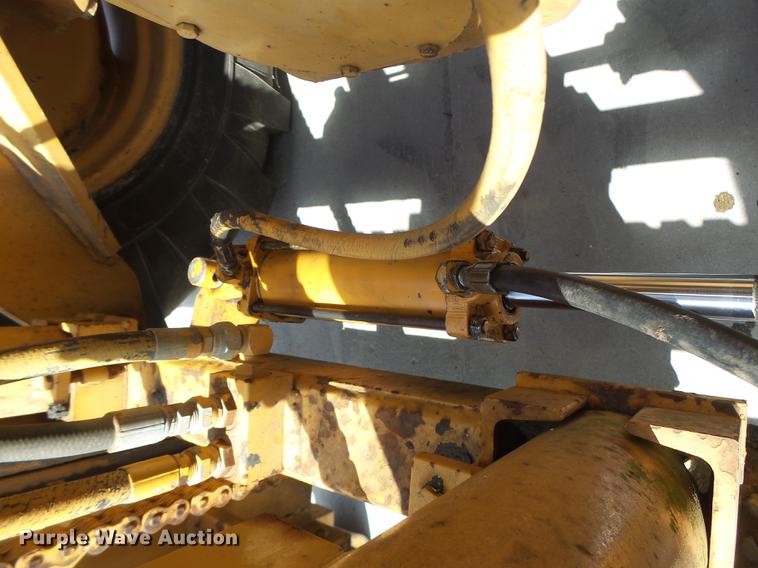 image for item DB1469 1998 Case 586E forklift