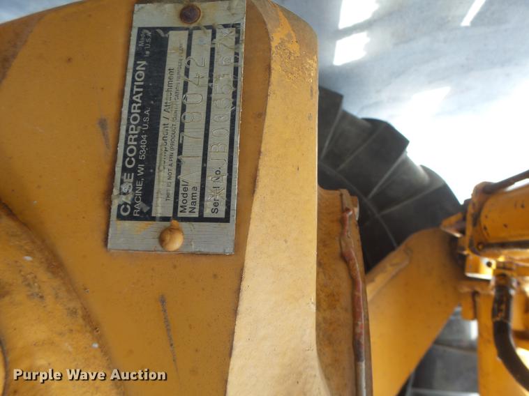 image for item DB1469 1998 Case 586E forklift