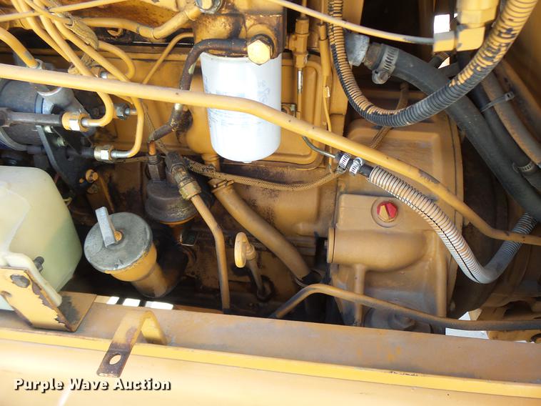 image for item DB1469 1998 Case 586E forklift