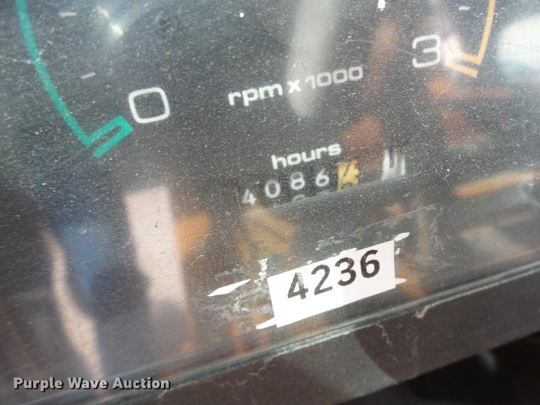 image for item DB1469 1998 Case 586E forklift