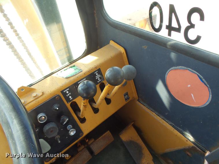 image for item DB1469 1998 Case 586E forklift