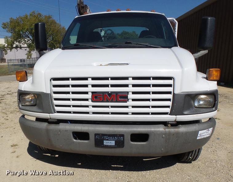 image for item DB1493 2003 GMC C4500 service truck with crane