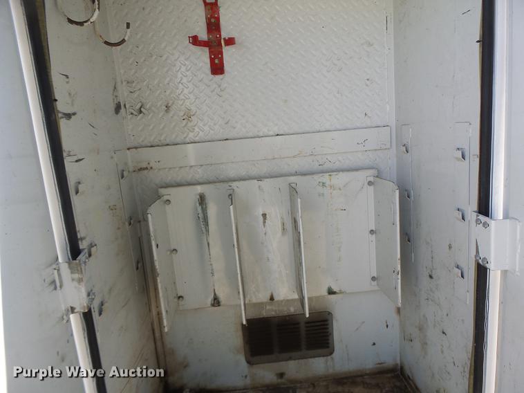 image for item DB1493 2003 GMC C4500 service truck with crane