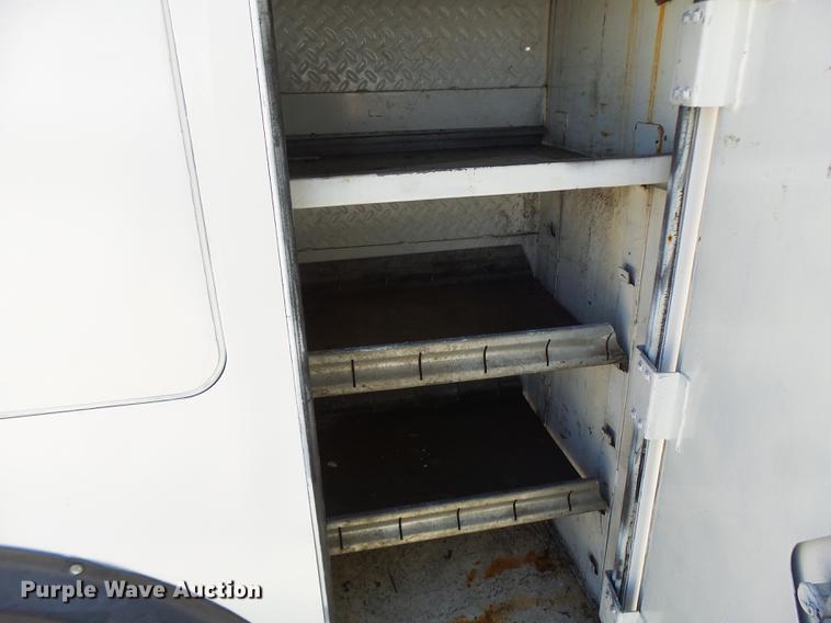 image for item DB1493 2003 GMC C4500 service truck with crane