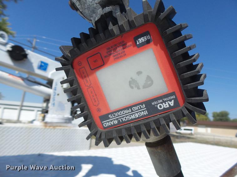 image for item DB1493 2003 GMC C4500 service truck with crane