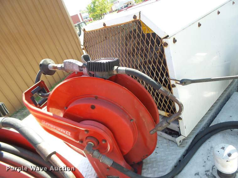 image for item DB1493 2003 GMC C4500 service truck with crane