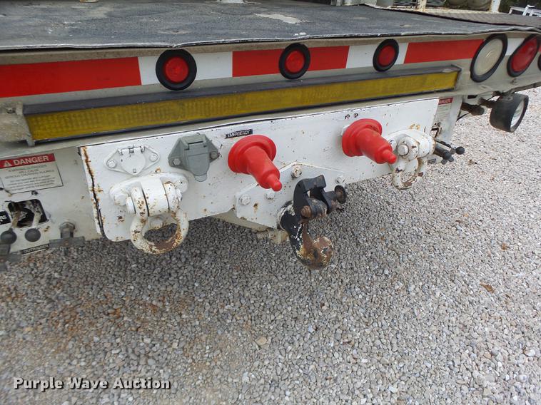 image for item DB1495 2000 International 4700 bucket truck