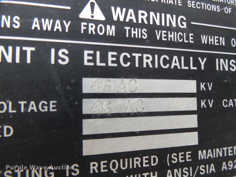 image for item DB1495 2000 International 4700 bucket truck